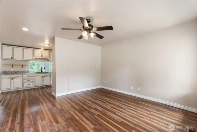 Property photo for 212 Euclid Avenue, Shelton photo 3