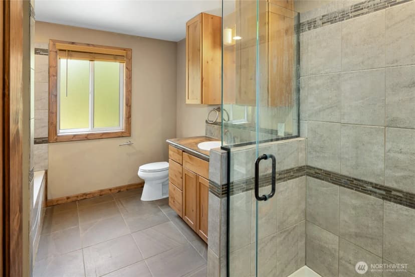 Property photo for 1201 Evergreen Valley Loop, Ronald photo 9