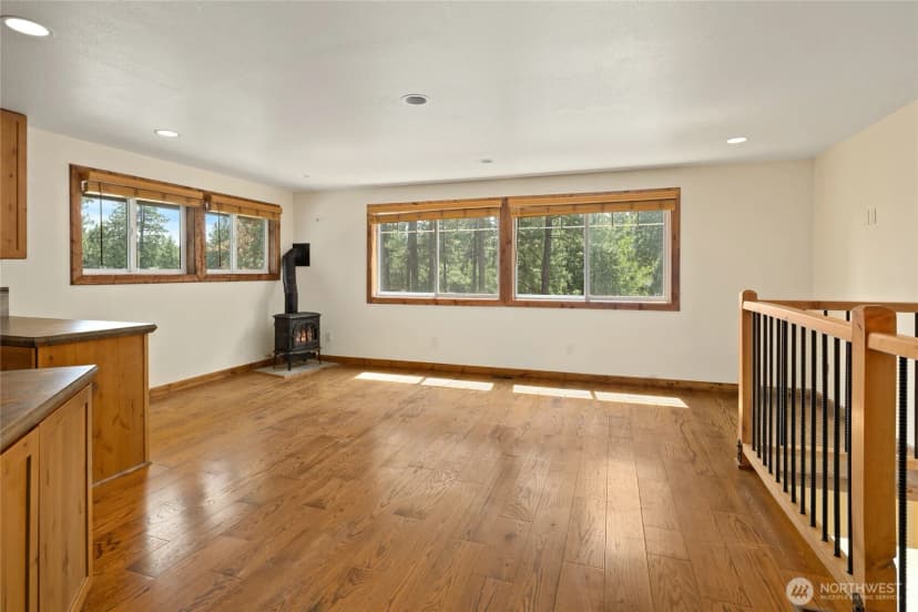 Property photo for 1201 Evergreen Valley Loop, Ronald photo 6
