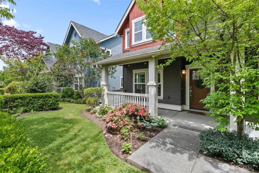 Property photo for 3253 Sw Raymond Street, Seattle photo 2