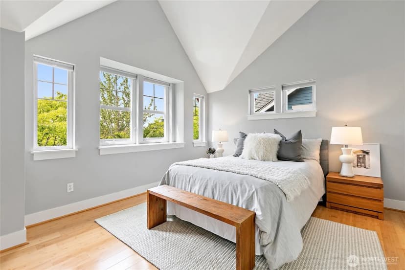 Property photo for 3253 Sw Raymond Street, Seattle photo 16