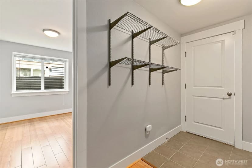 Property photo for 3253 Sw Raymond Street, Seattle photo 28
