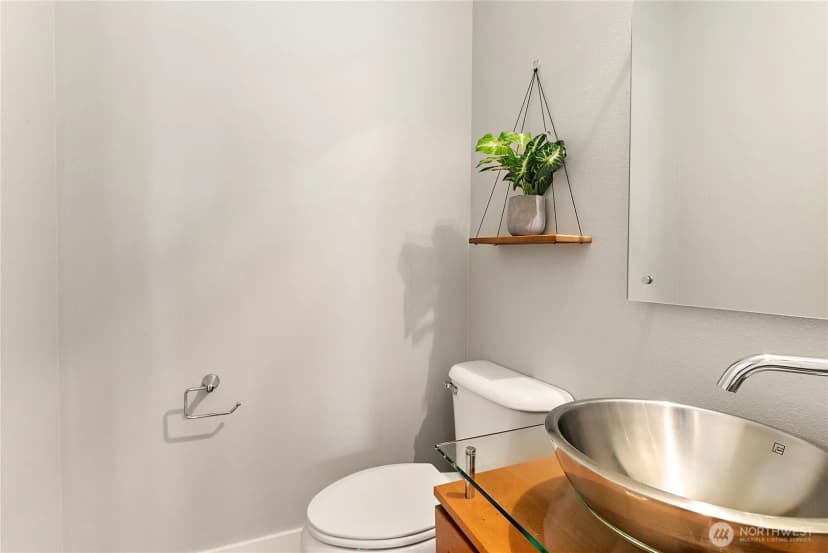 Property photo for 3253 Sw Raymond Street, Seattle photo 14
