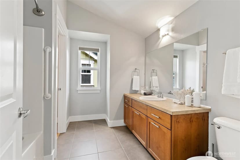 Property photo for 3253 Sw Raymond Street, Seattle photo 23