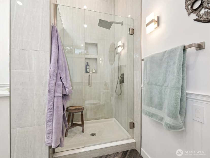 Property photo for 20801 Marine View Drive Sw, Normandy Park photo 17