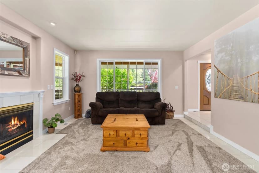 Property photo for 30630 24th Avenue S, Roy photo 8