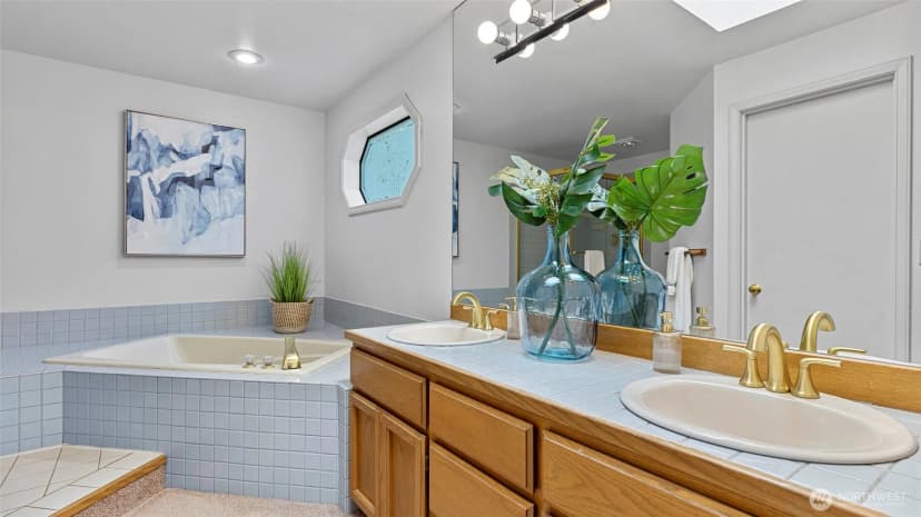 Property photo for 12607 Se 255th Place, Kent photo 27