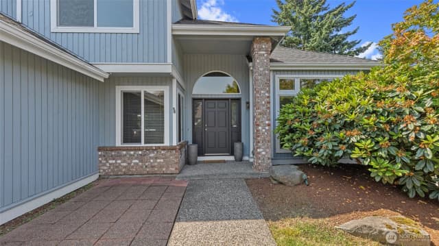Property photo for 12607 Se 255th Place, Kent photo 2