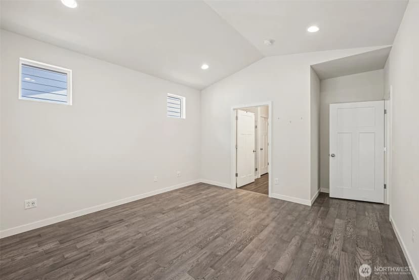 Property photo for 5619 Waldron Drive Ne, Lacey photo 14