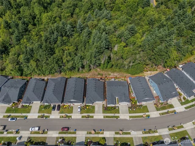 Property photo for 5619 Waldron Drive Ne, Lacey photo 4