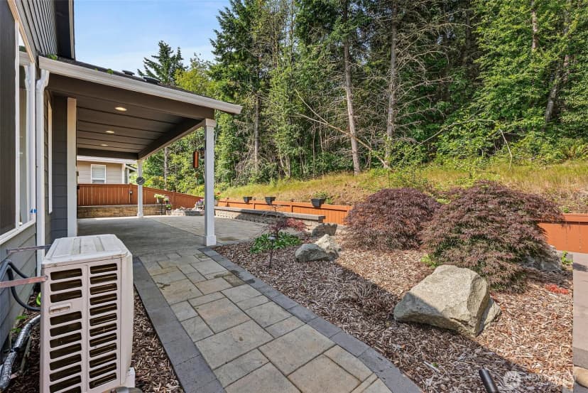 Property photo for 5619 Waldron Drive Ne, Lacey photo 24