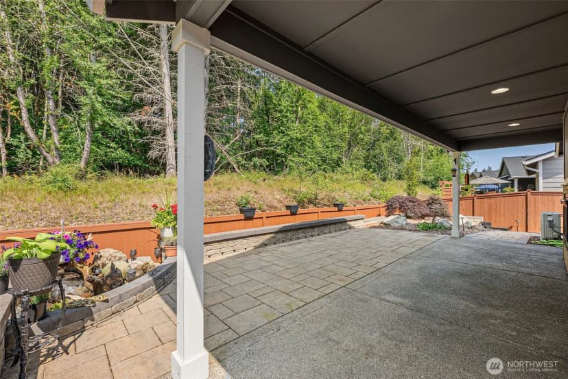 Property photo for 5619 Waldron Drive Ne, Lacey photo 21