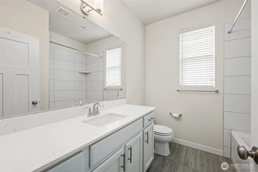 Property photo for 5619 Waldron Drive Ne, Lacey photo 27
