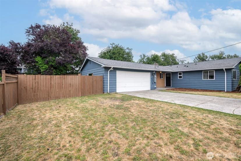 Property photo for 7233 S Sheridan, Tacoma photo 4