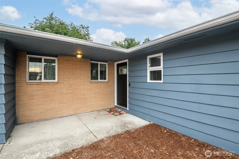 Property photo for 7233 S Sheridan, Tacoma photo 30