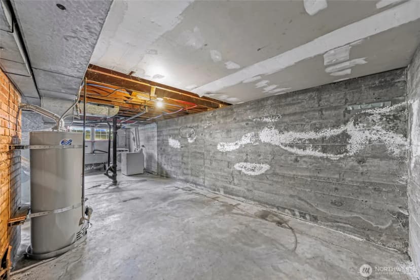 Property photo for 403 W Dravus Street, Seattle photo 18