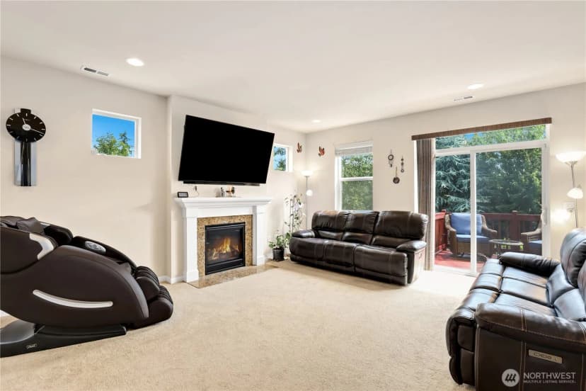 Property photo for 33908 12th Place Sw, Federal Way photo 9