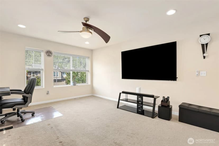 Property photo for 33908 12th Place Sw, Federal Way photo 25
