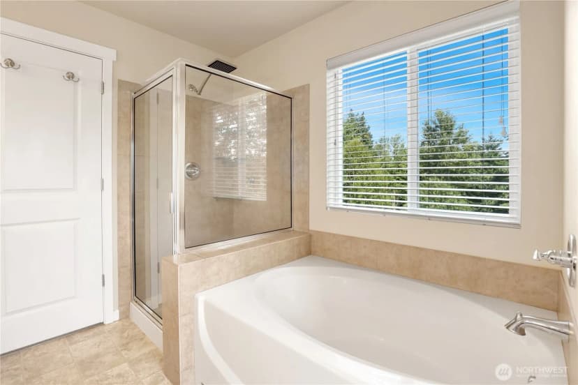 Property photo for 33908 12th Place Sw, Federal Way photo 20