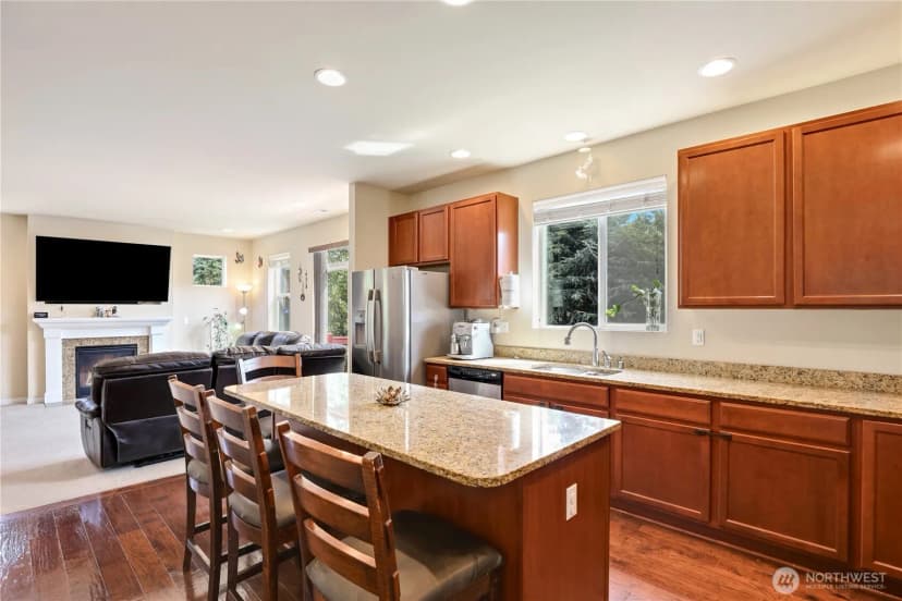 Property photo for 33908 12th Place Sw, Federal Way photo 14