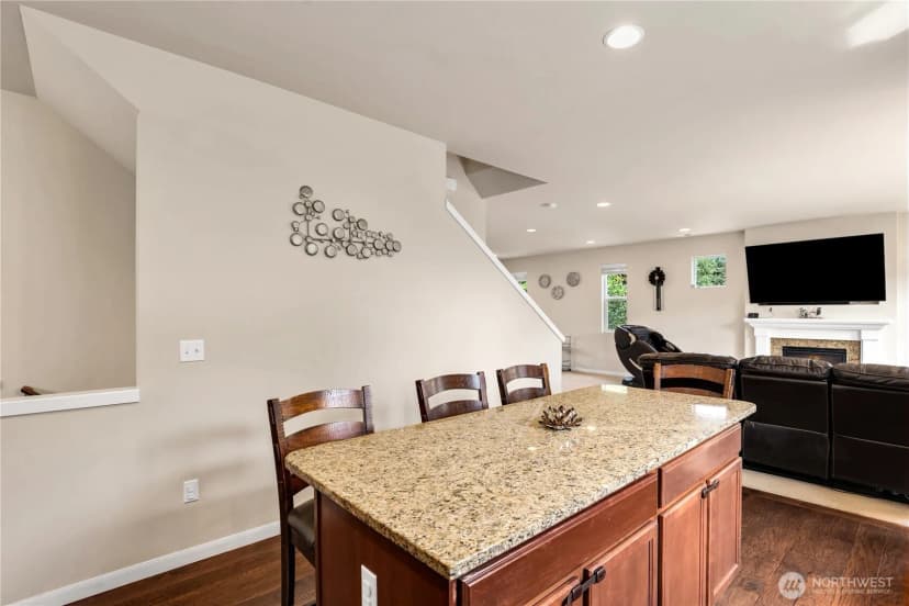 Property photo for 33908 12th Place Sw, Federal Way photo 13