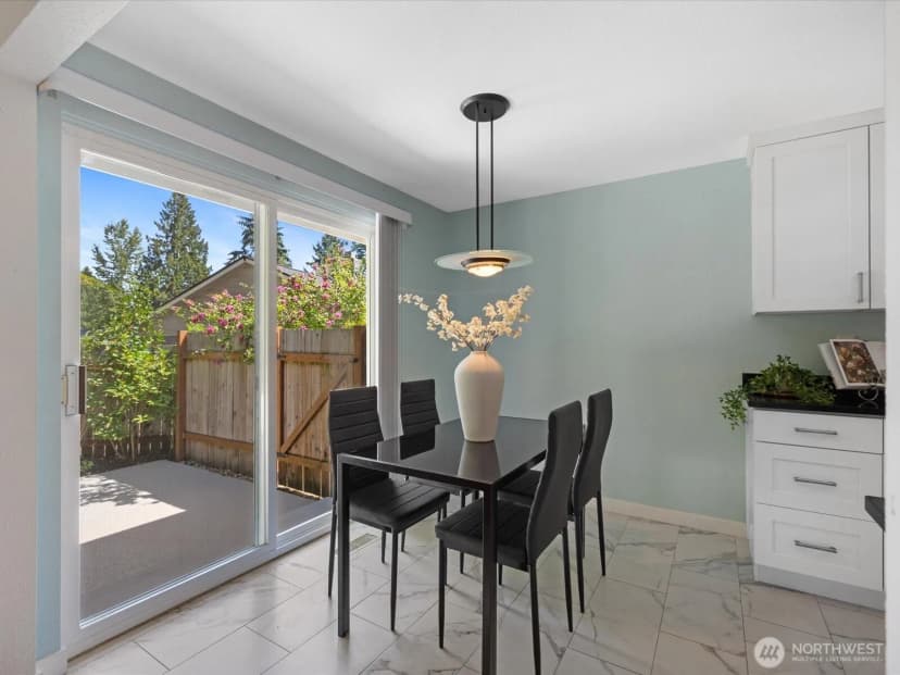 Property photo for 17829 Ne 93rd Place, Bothell photo 9