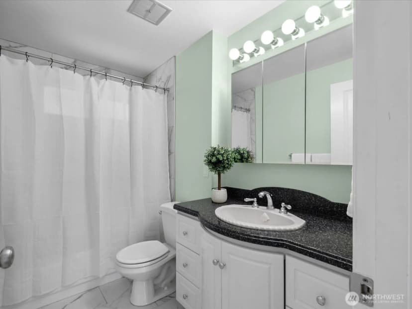 Property photo for 17829 Ne 93rd Place, Bothell photo 22