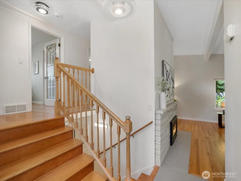 Property photo for 17829 Ne 93rd Place, Bothell photo 11