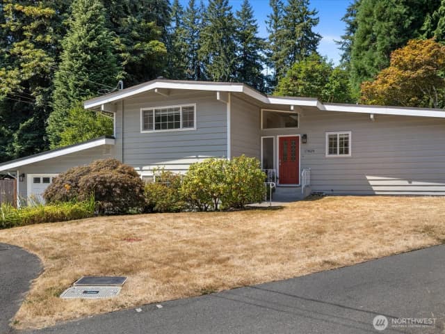 Property photo for 17829 Ne 93rd Place, Bothell