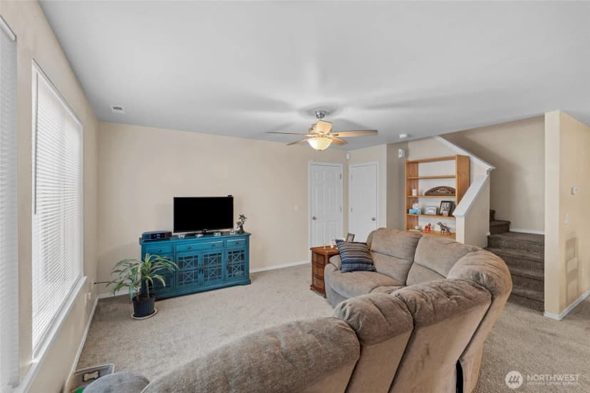 Property photo for 5468 Balustrade Boulevard Se, Lacey photo 11