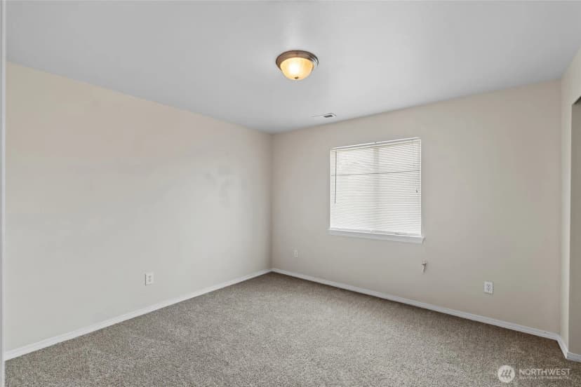 Property photo for 5468 Balustrade Boulevard Se, Lacey photo 20