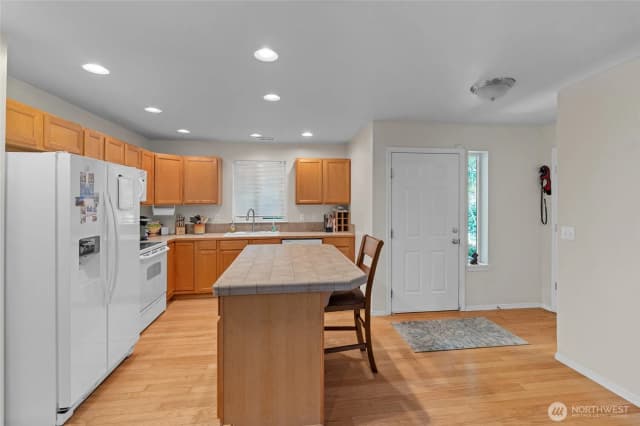 Property photo for 5468 Balustrade Boulevard Se, Lacey photo 4