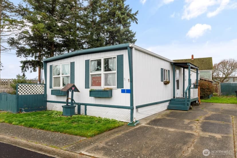 Property photo for 701 S Main Street #1, Coupeville
