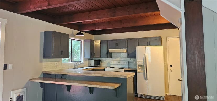 Property photo for 22635 Brookside Court Se, Yelm photo 15