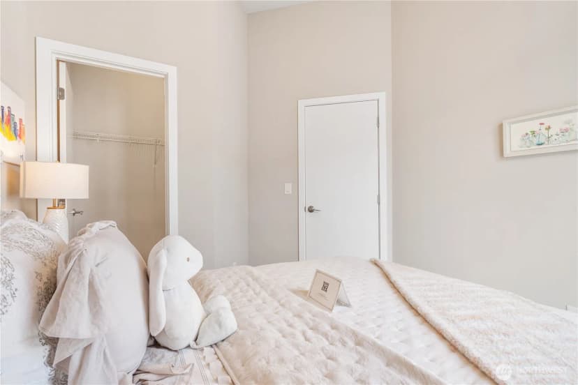 Property photo for 8600 21st Place Ne, Seattle photo 18