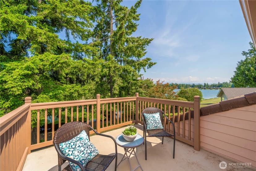 Property photo for 20010 Island Parkway E, Lake Tapps photo 26