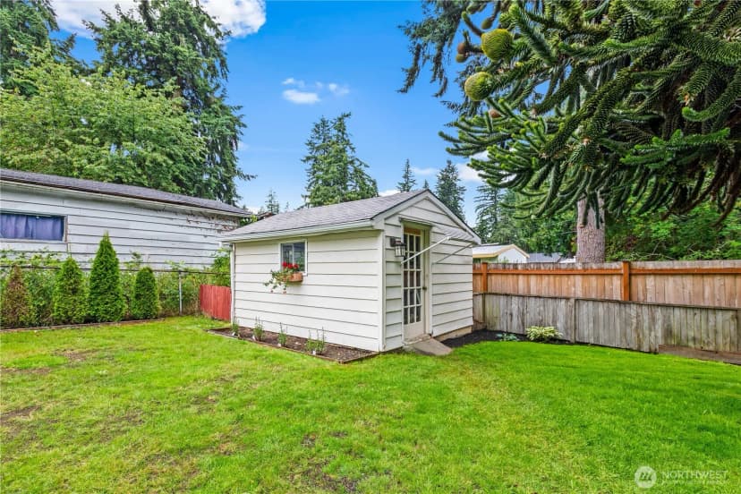 Property photo for 7411 201st Street Sw, Lynnwood photo 28