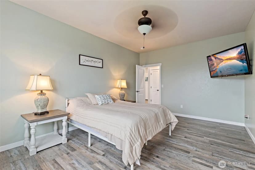 Property photo for 18525 114th Drive Ne, Arlington photo 19