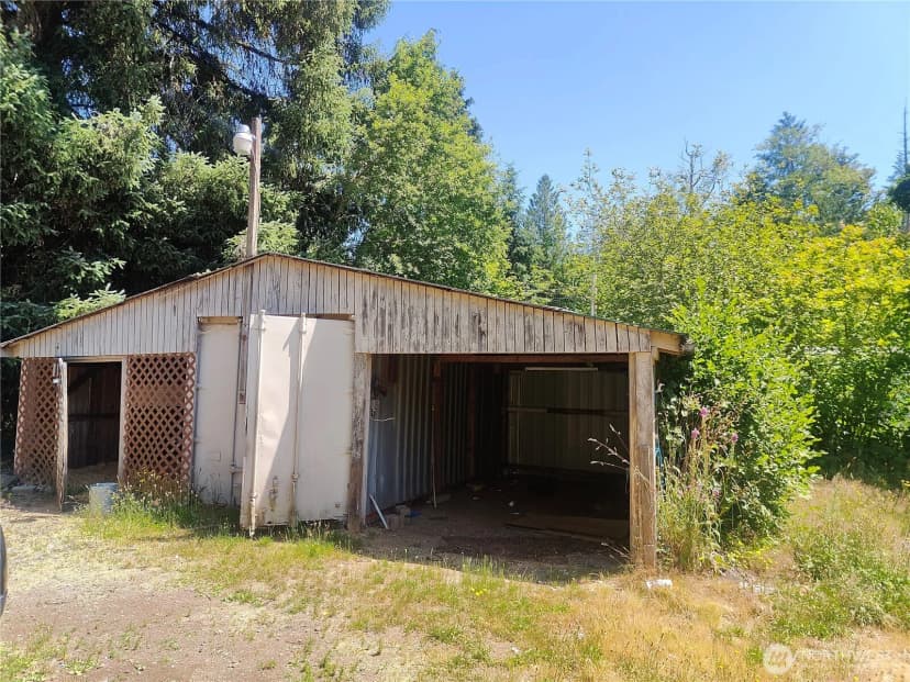 Property photo for 440 W Haven Drive, Elma photo 9