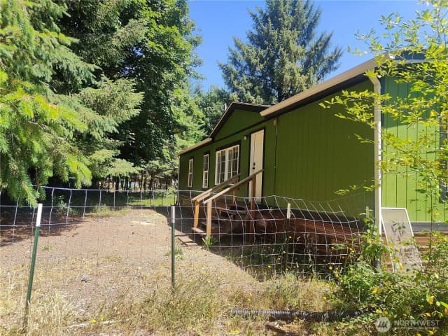 Property photo for 440 W Haven Drive, Elma photo 4
