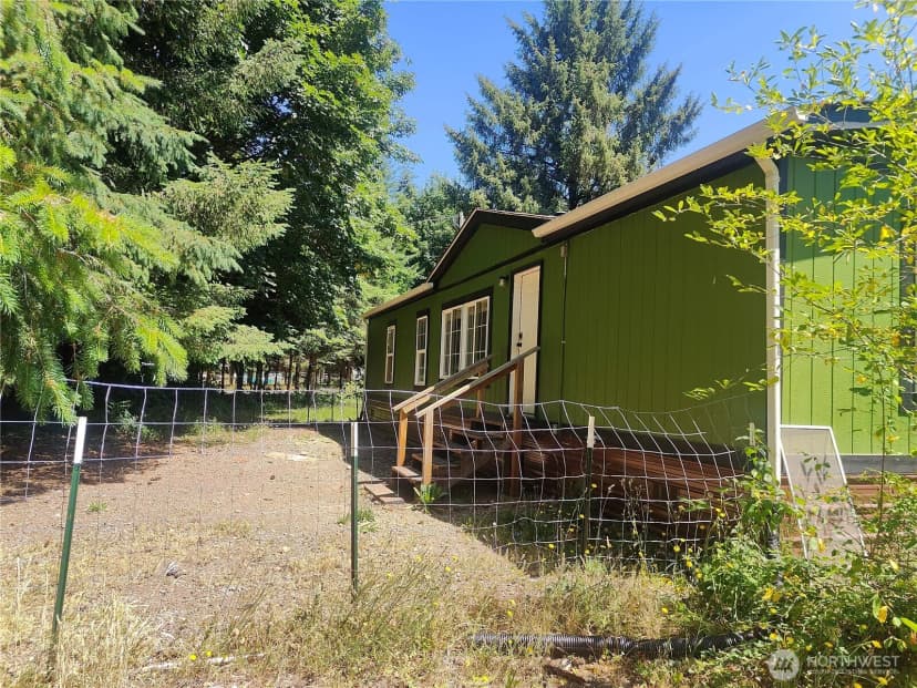 Property photo for 440 W Haven Drive, Elma photo 4
