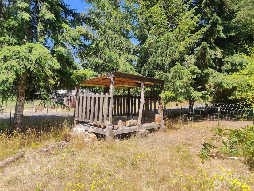 Property photo for 440 W Haven Drive, Elma photo 8