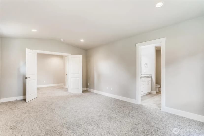Property photo for 411 205th Street Sw #a, Lynnwood photo 19