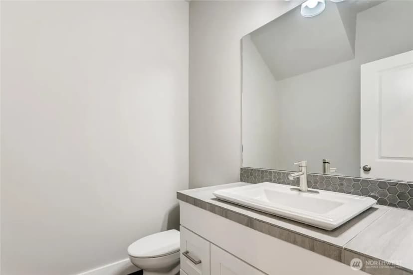 Property photo for 411 205th Street Sw #a, Lynnwood photo 18