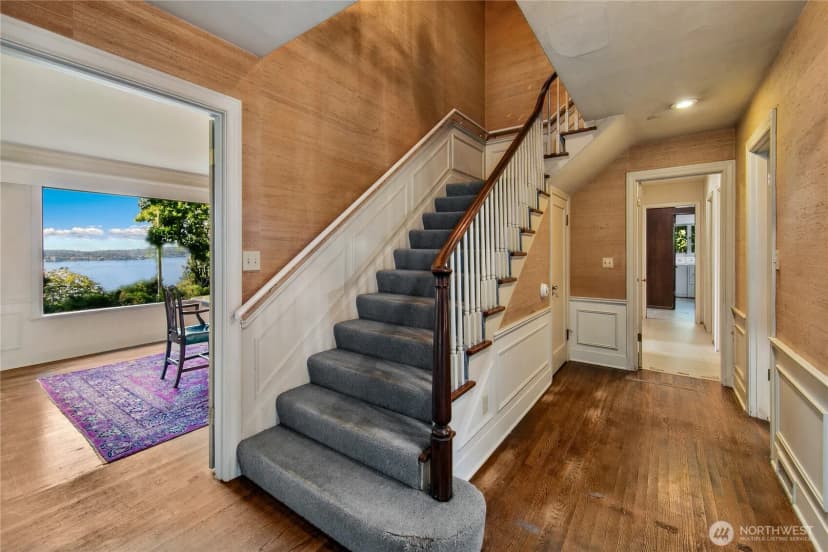 Property photo for 2425 Evergreen Point Road, Medina photo 20