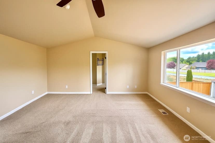 Property photo for 20211 85th Avenue, Spanaway photo 14