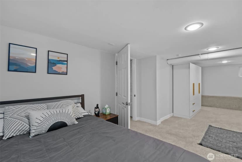 Property photo for 3410 61st Ave Sw, Seattle photo 33