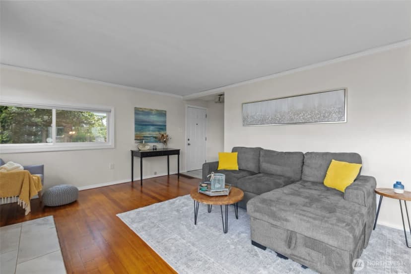 Property photo for 3410 61st Ave Sw, Seattle photo 7
