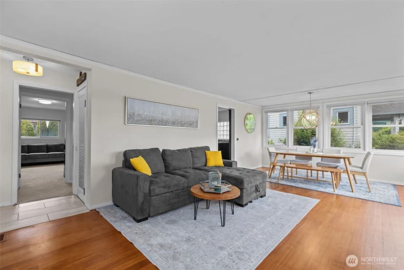 Property photo for 3410 61st Ave Sw, Seattle photo 10