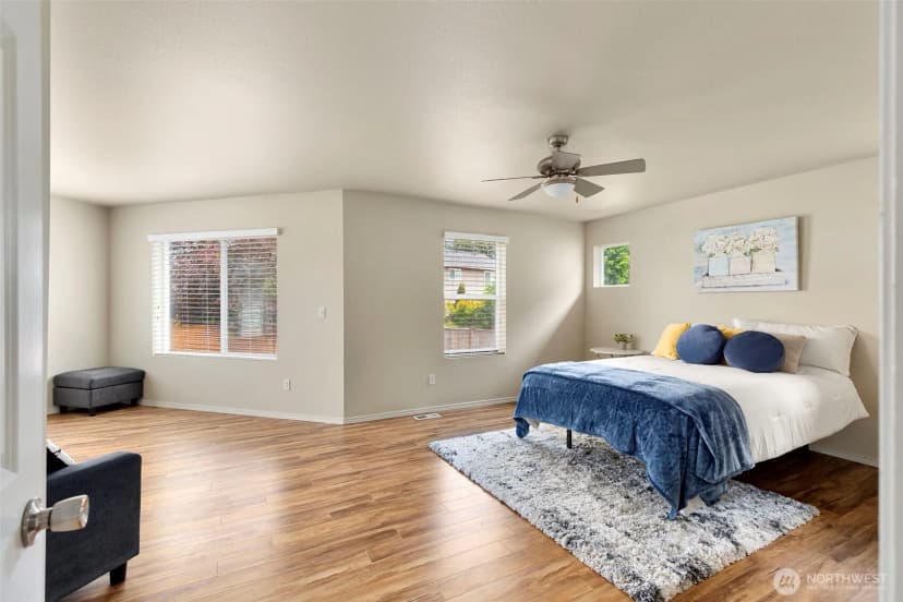 Property photo for 2345 Sw Siskin Circle, Port Orchard photo 16
